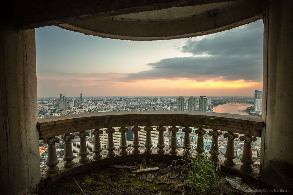 Highest abandoned skyscraper in Bangkok (16)