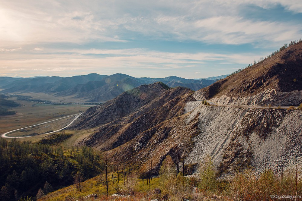 Auto travel in Altai Mountains Chuysky Trakt