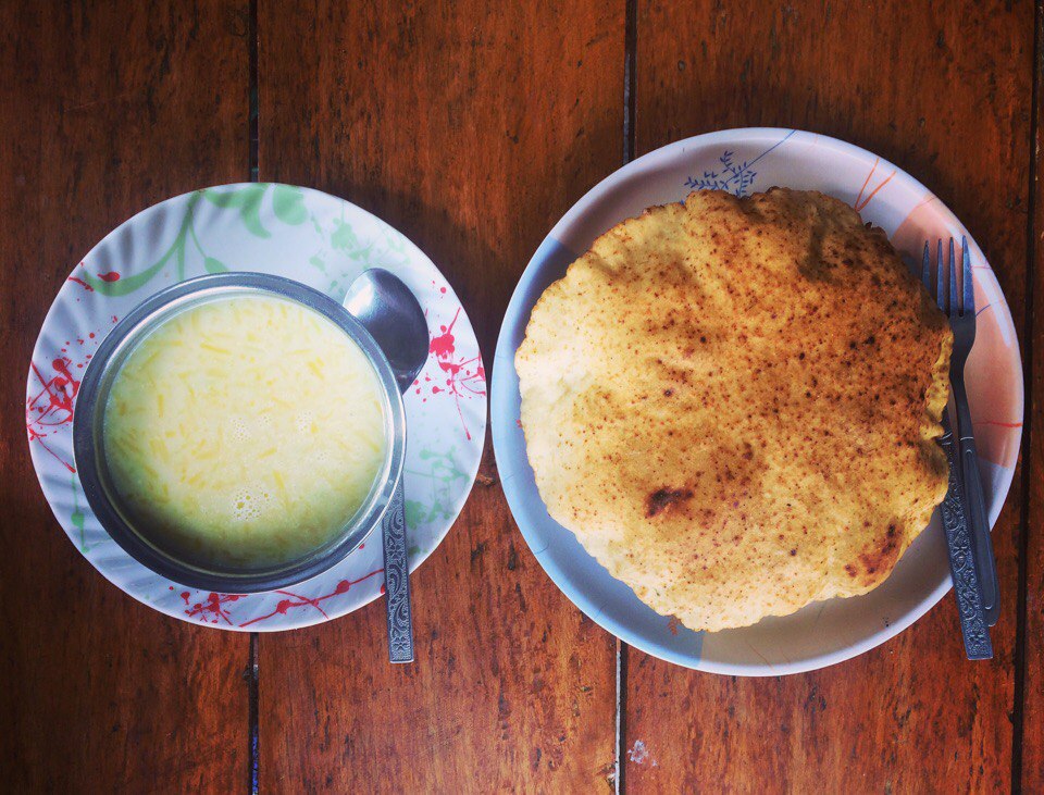 Nepalese cuisine, pumpkin soup with corn fritter