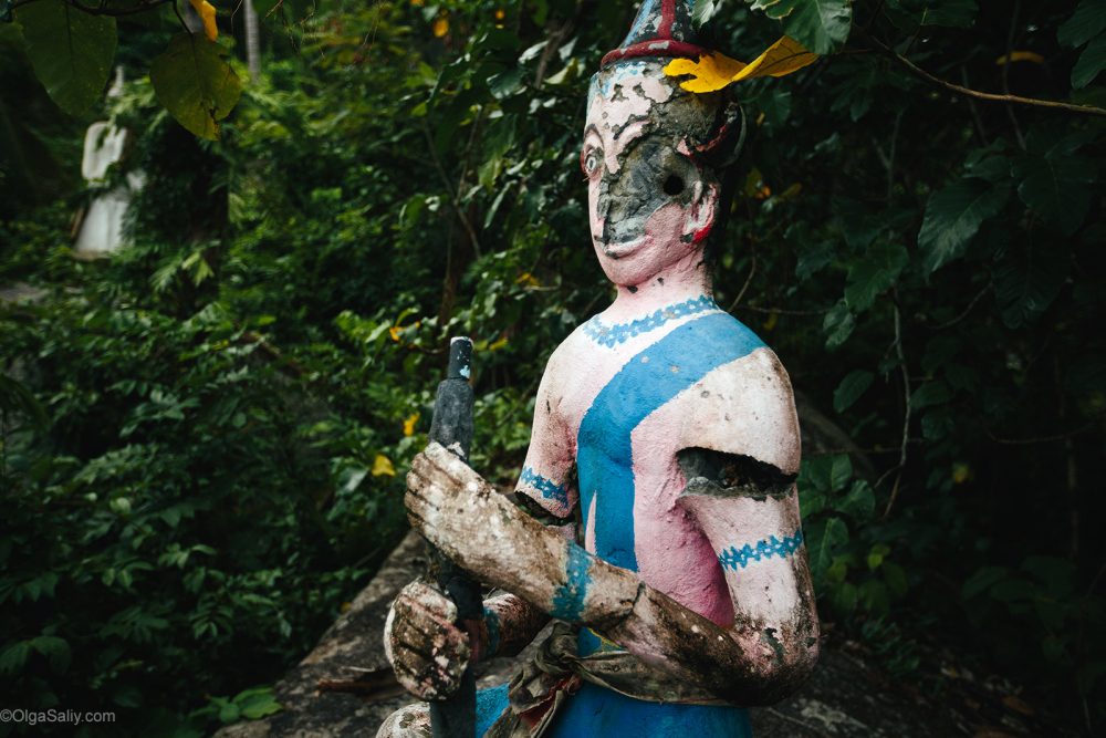 Abandoned statues with traces of bullets on Koh Samui (6)