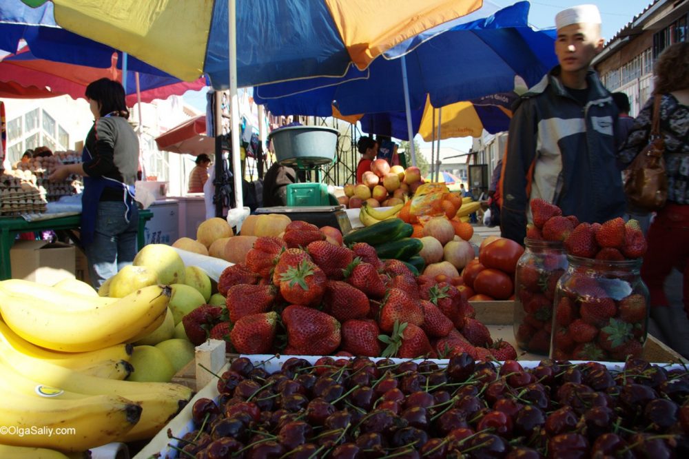 Kyrgyz market, Issyk-Kul