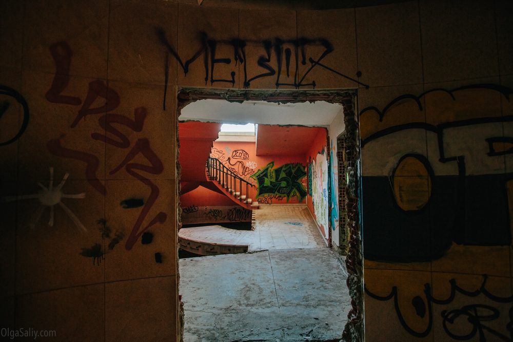Abandoned Hotel, Portugal (15)